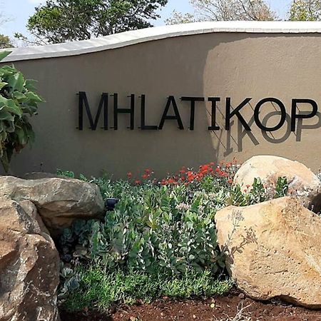 Kruger Southern Cross Malalane Buitenkant foto